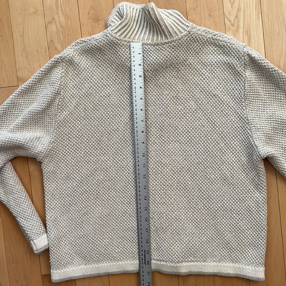 Blue Willi’s DENMARK linen and cotton cardigan in EUC - Picture 11 of 11